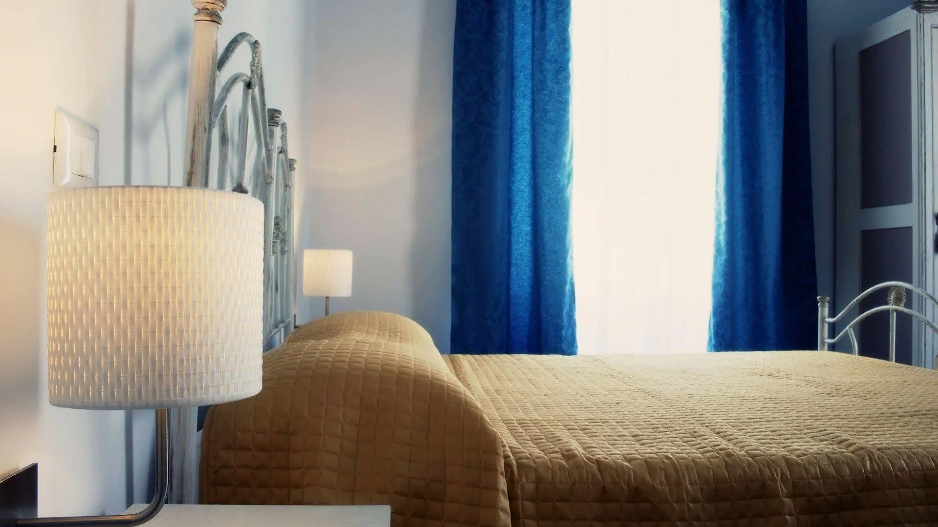 *** Bed & Breakfast Bed and Breakfast Al Decoro Palermo Italia